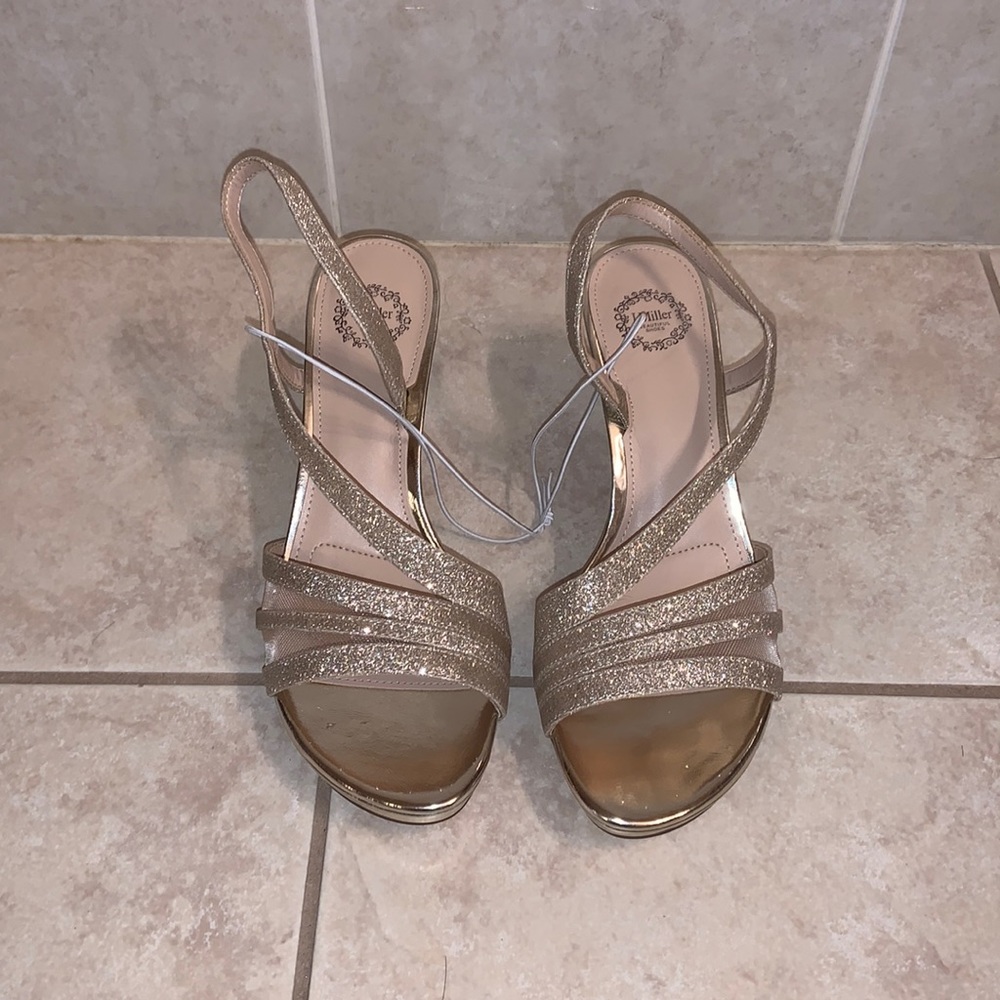 New! Glitter Gold I. Miller Beautiful Shoes Size 8